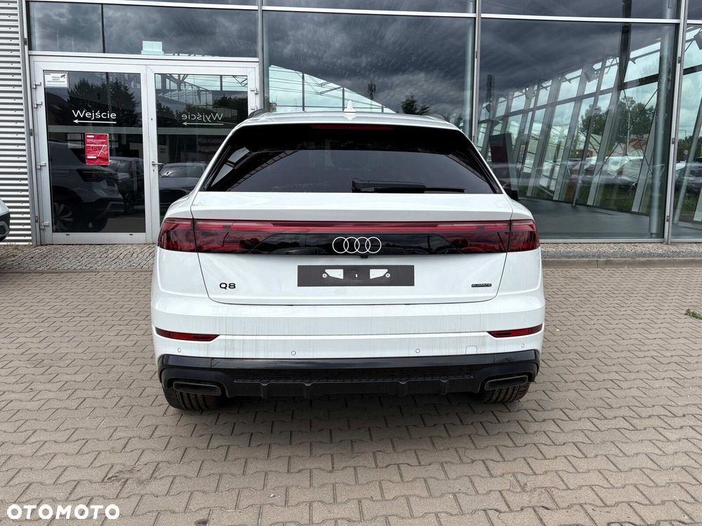 Audi Q8 - 5