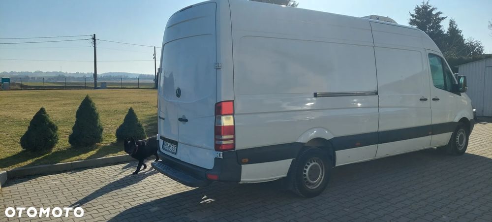 Mercedes-Benz Sprinter - 4