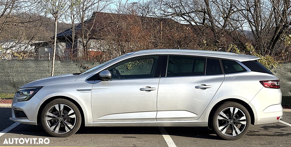 Renault Megane TCe 140 GPF EDC Techno - 11