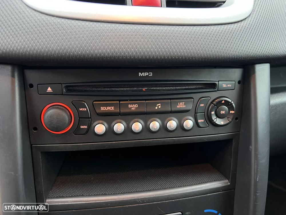 Peugeot 207 VAN 1.4 HDI AC - 22