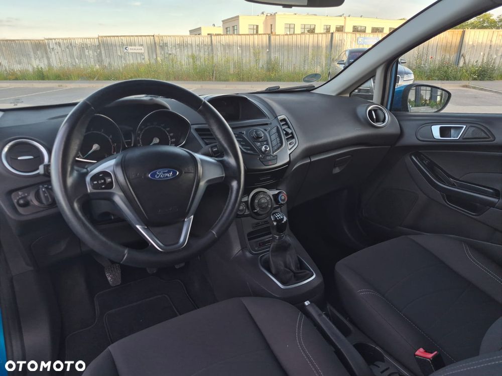 Ford Fiesta 1.25 Ambiente EU5 - 13