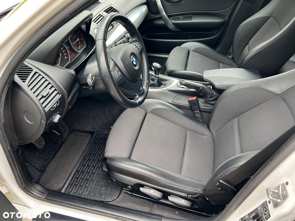 BMW Seria 1 - 28