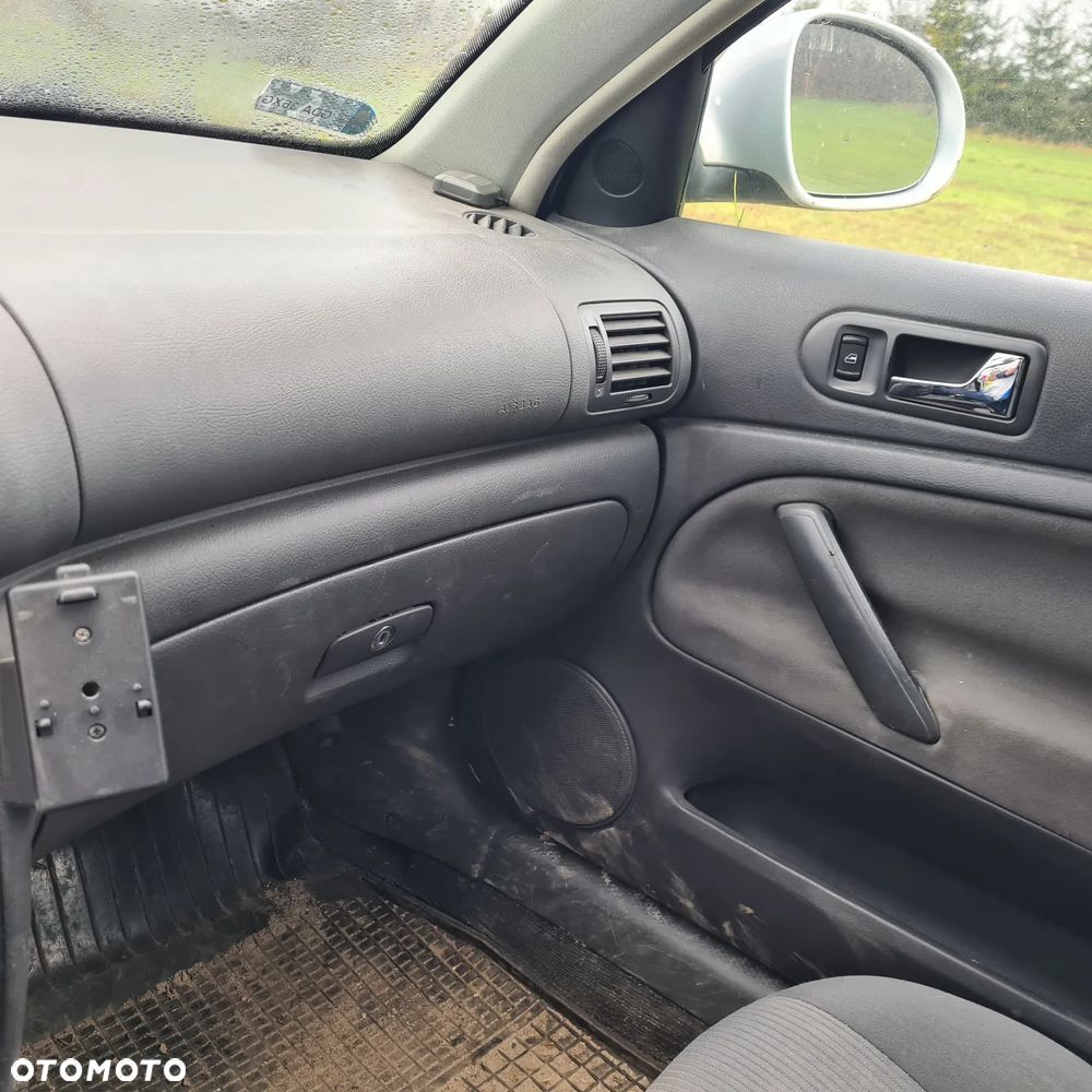 Volkswagen Passat 1.9 TDI - 9