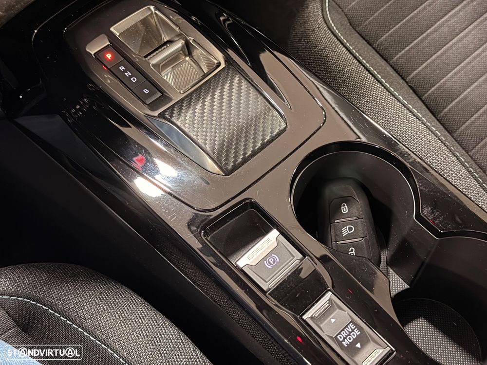 Peugeot e-208 Style - 15
