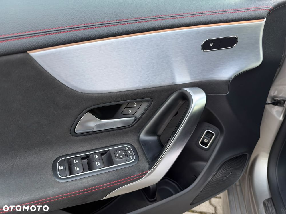 Mercedes-Benz Cla 2019 photo 5