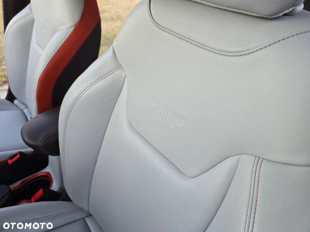 Jeep Renegade 1.4 MultiAir DSG Limited - 35