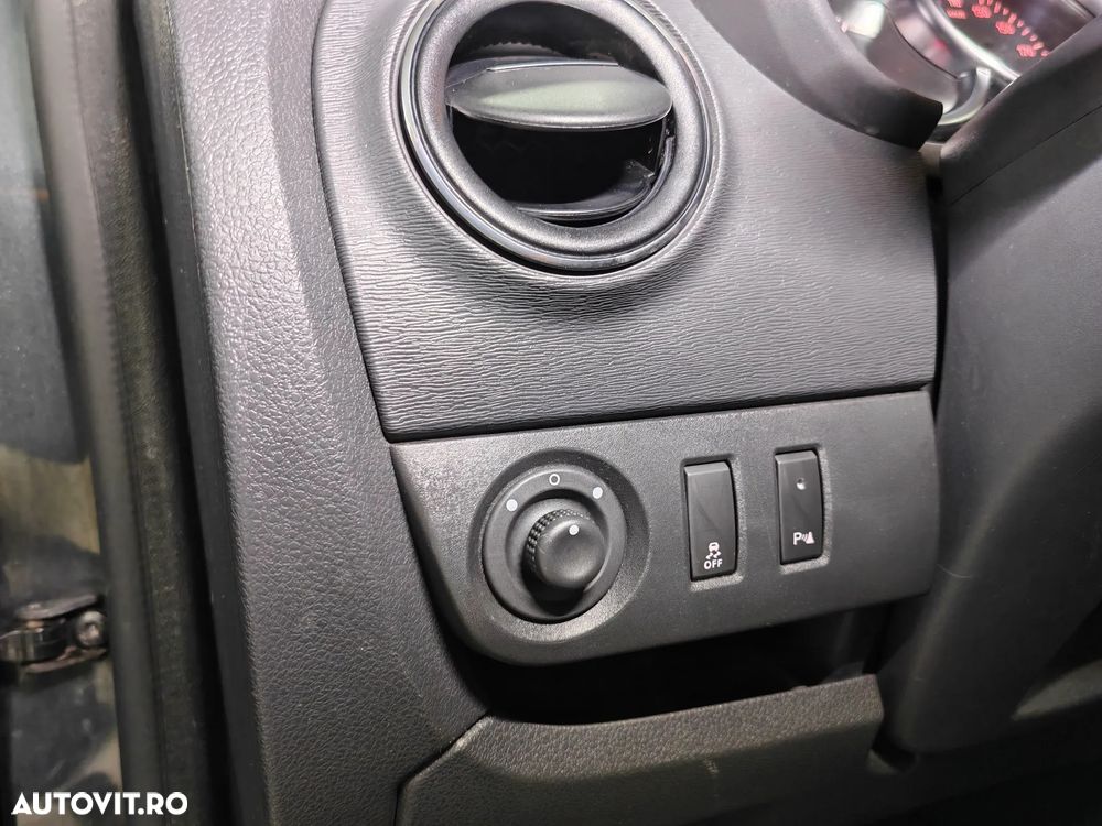 Dacia Lodgy 1.5 dCi Stepway - 27