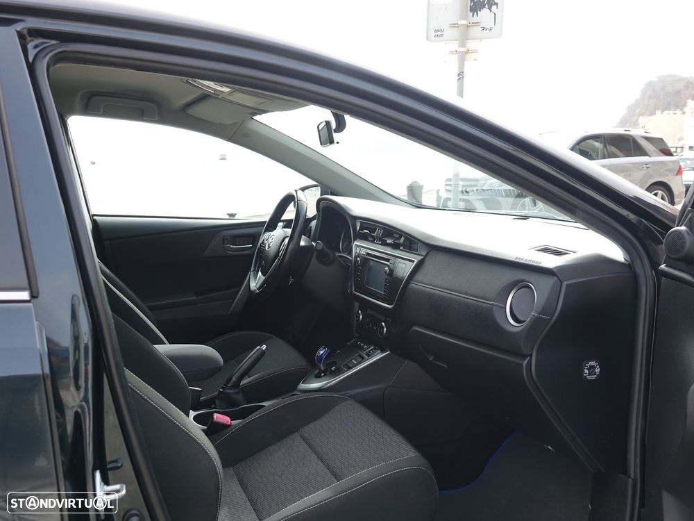 Toyota Auris 1.8 HSD - 12