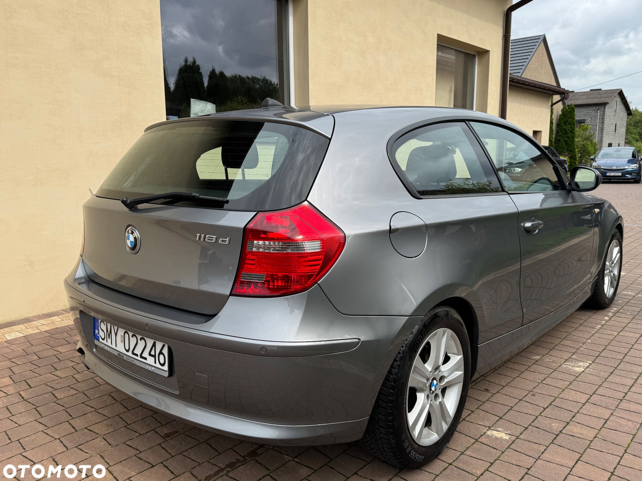 BMW Seria 1 118d DPF - 6