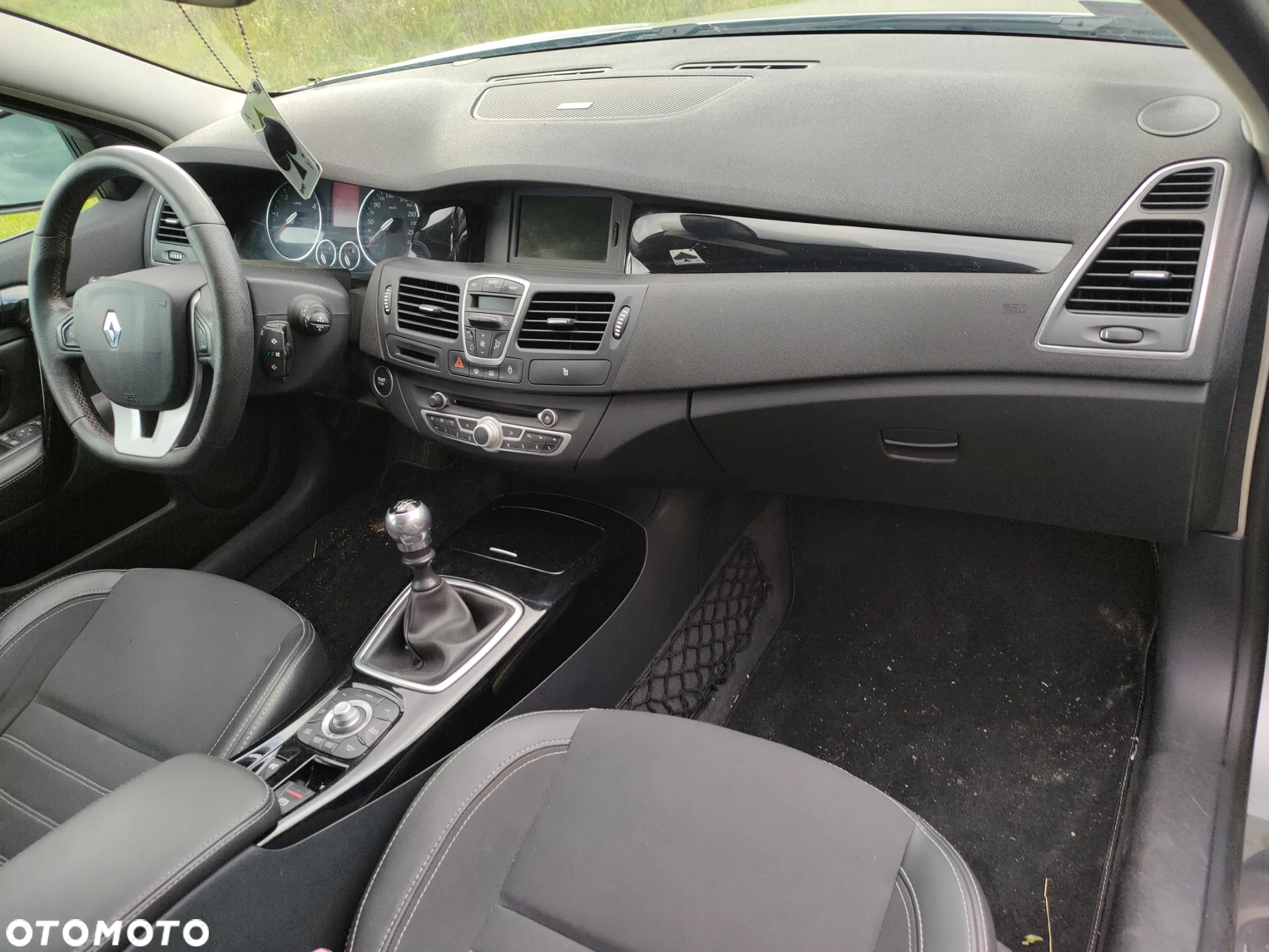 Renault Laguna 2.0 dCi Black Edition - 13