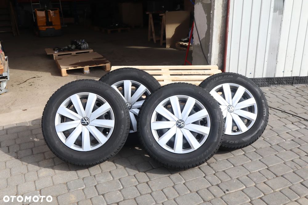 Volkswagen Passat - 17