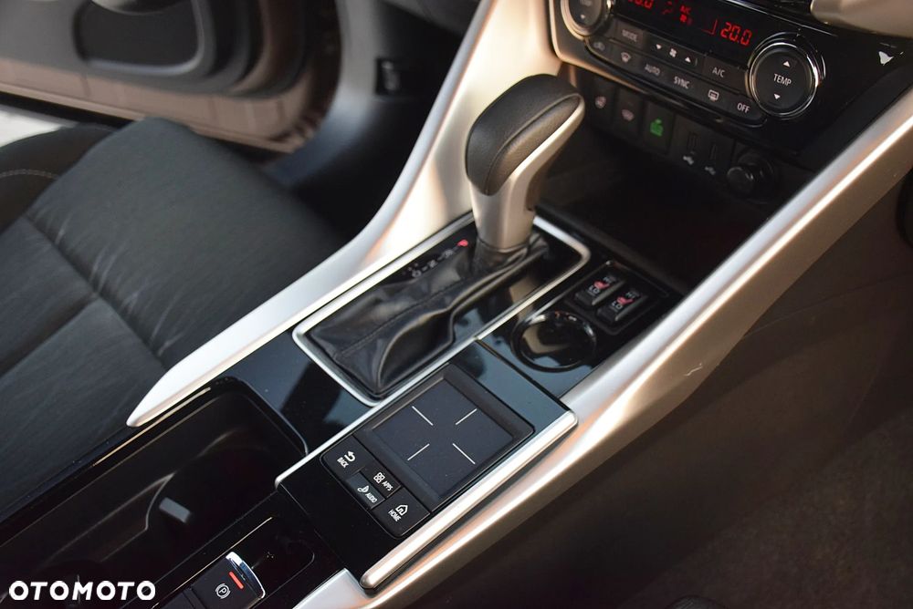 Mitsubishi Eclipse Cross 1.5 T-MIVEC (ClearTec) CVT 2WD Top - 24