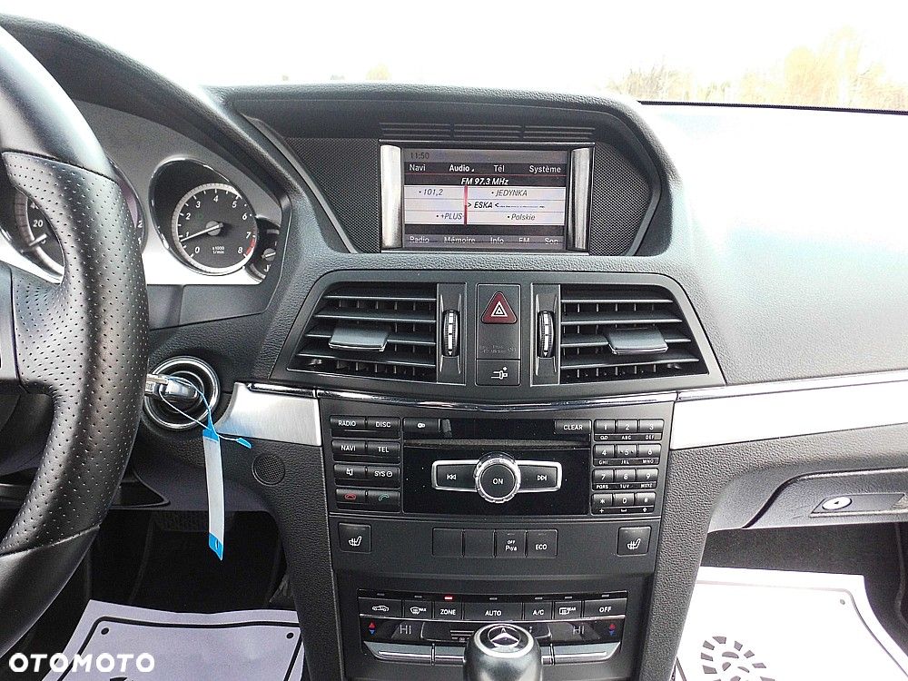 Mercedes-Benz Klasa E 200 CGI BlueEFFICIENCY Automatik Avantgarde - 8