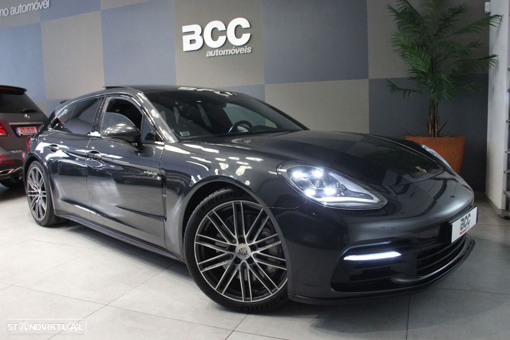 Porsche Panamera Sport Turismo 4 E-Hybrid Platinum Edition - 2