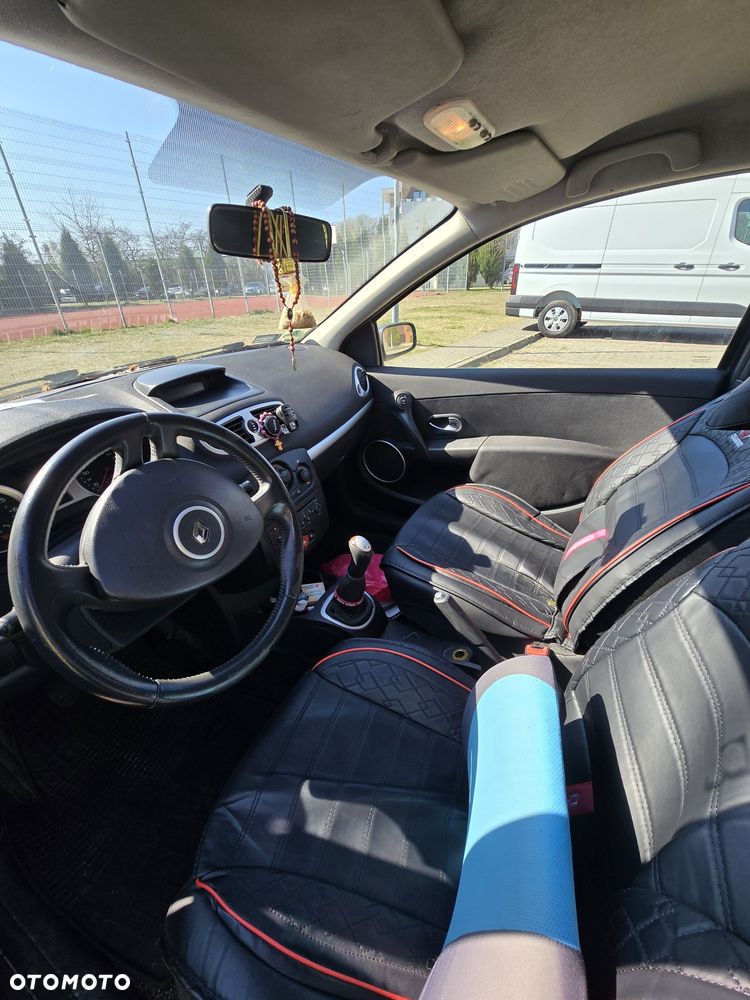 Renault Clio - 3