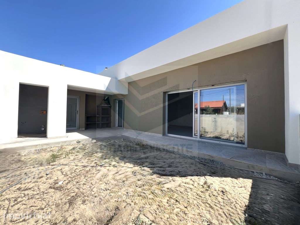 Moradia Isolada, Final Construção, Garagem - Pinhal General - Full image: 3/31