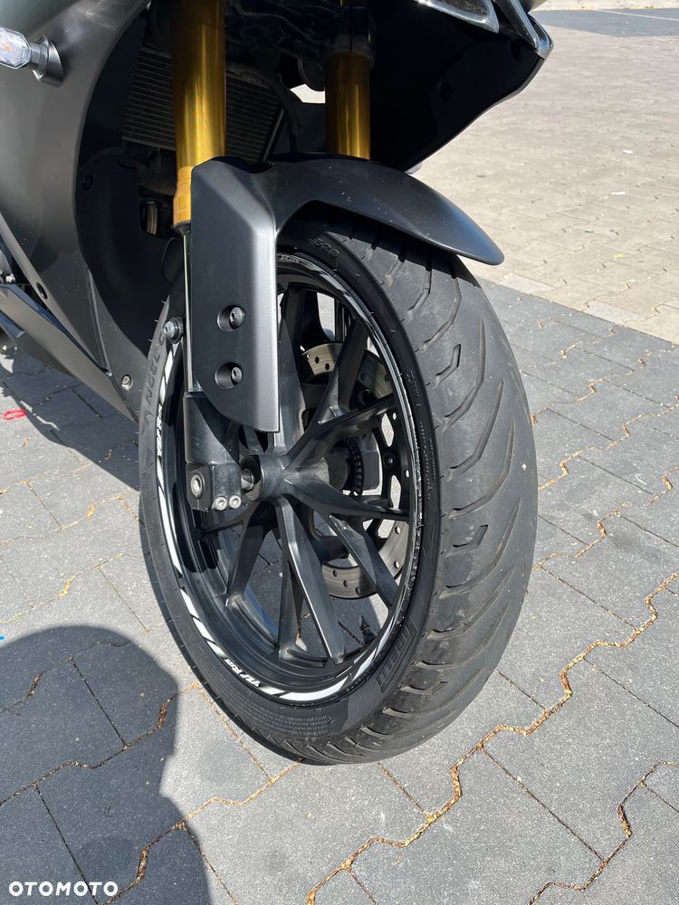 Yamaha R125 - 9