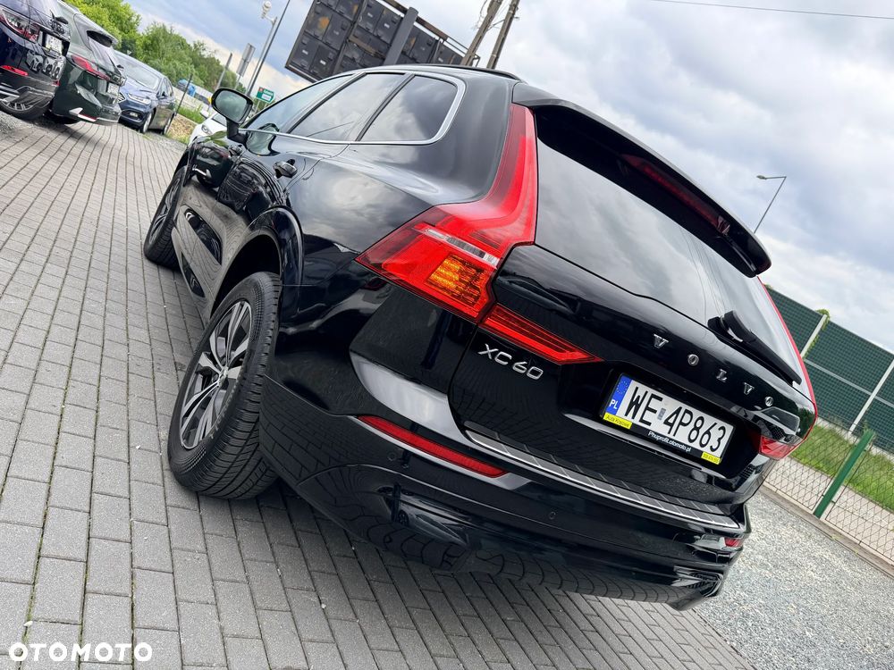 Volvo XC 60 B4 D AWD Momentum Pro - 10