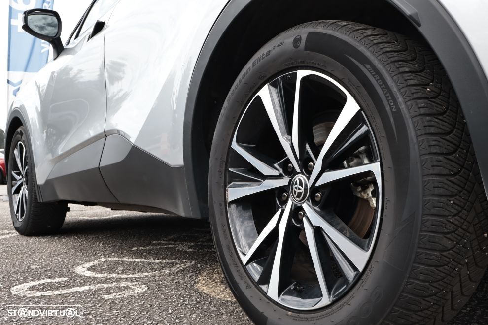 Toyota C-HR - 4