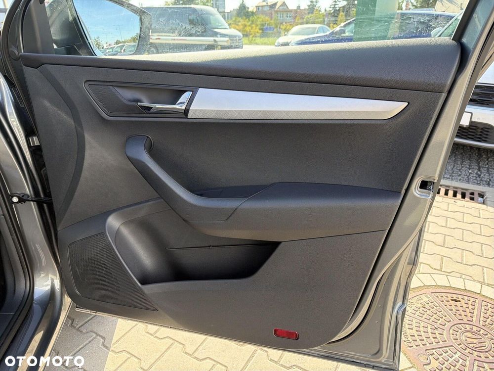 Skoda Karoq 1.5 TSI ACT Selection DSG - 18