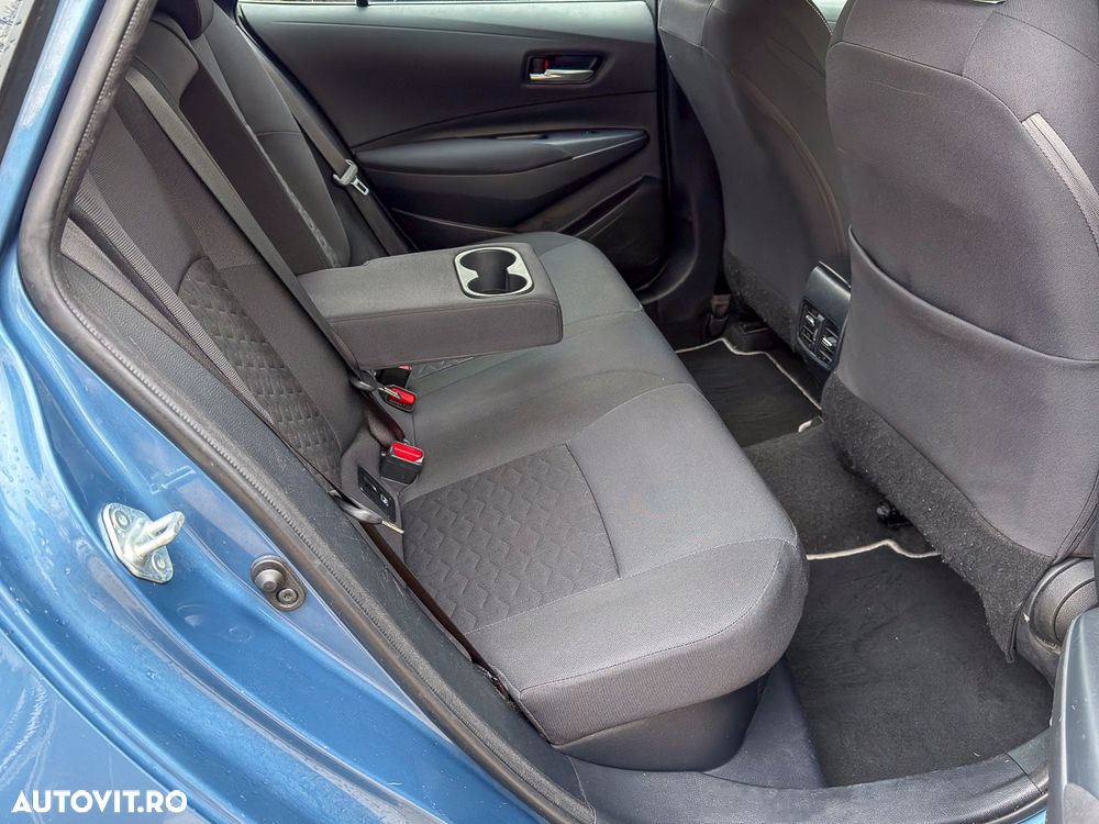 Toyota Corolla 1.8 Hybrid Touring Sports Business Edition - 4