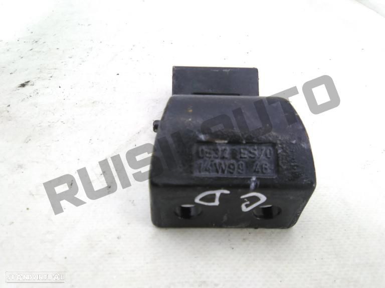 Dobradiça De Porta Frente Direita Superior 053es70 Smart Fortwo - 2
