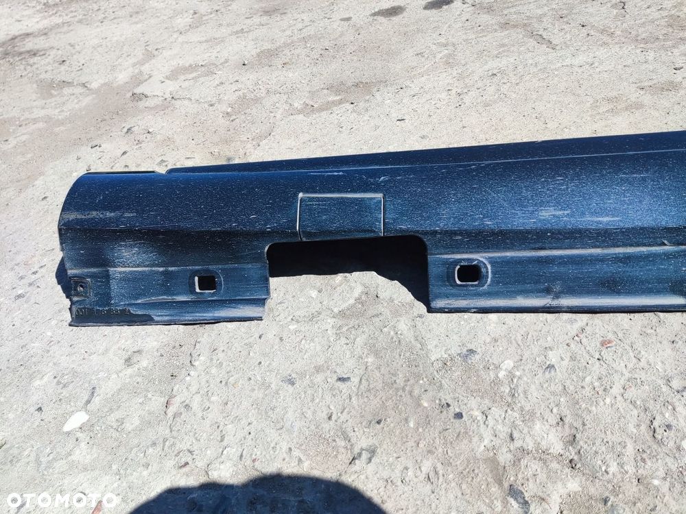 MERCEDES A KLASA W176 LISTWA PROGOWA PRAWA AMG 191 - 9