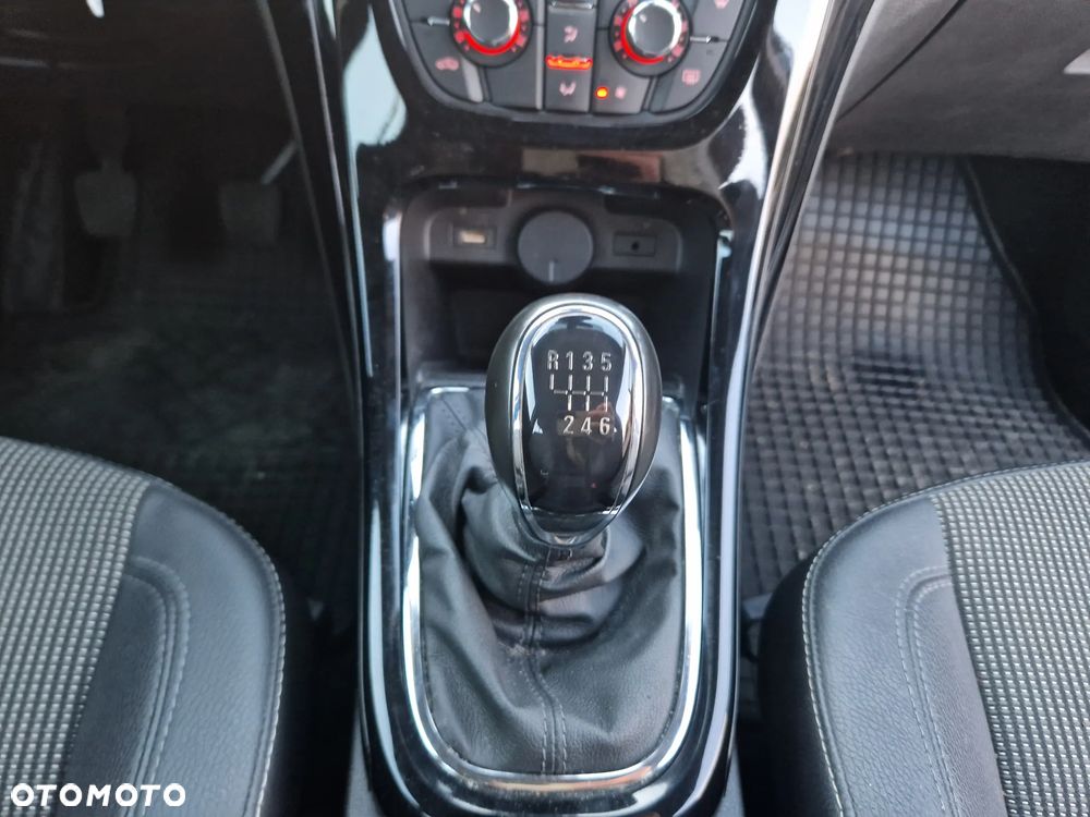 Opel Astra 1.6 CDTI Cosmo - 20