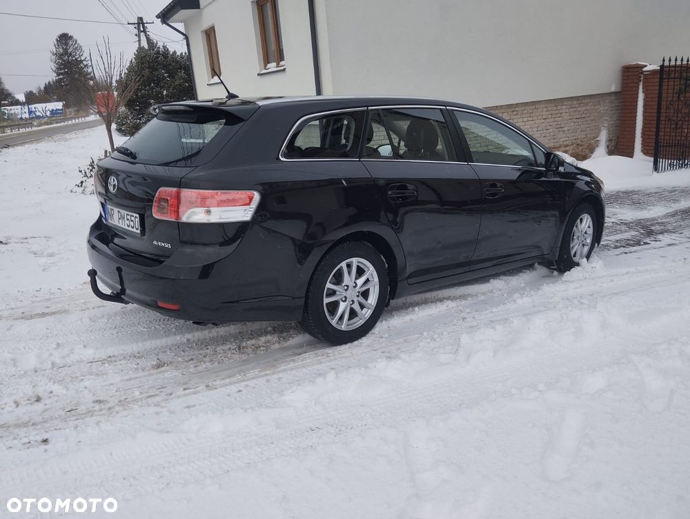 Toyota Avensis 1.8 Executive - 27