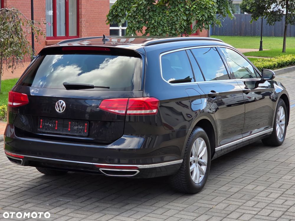 Volkswagen Passat 2.0 TDI SCR DSG Highline - 3