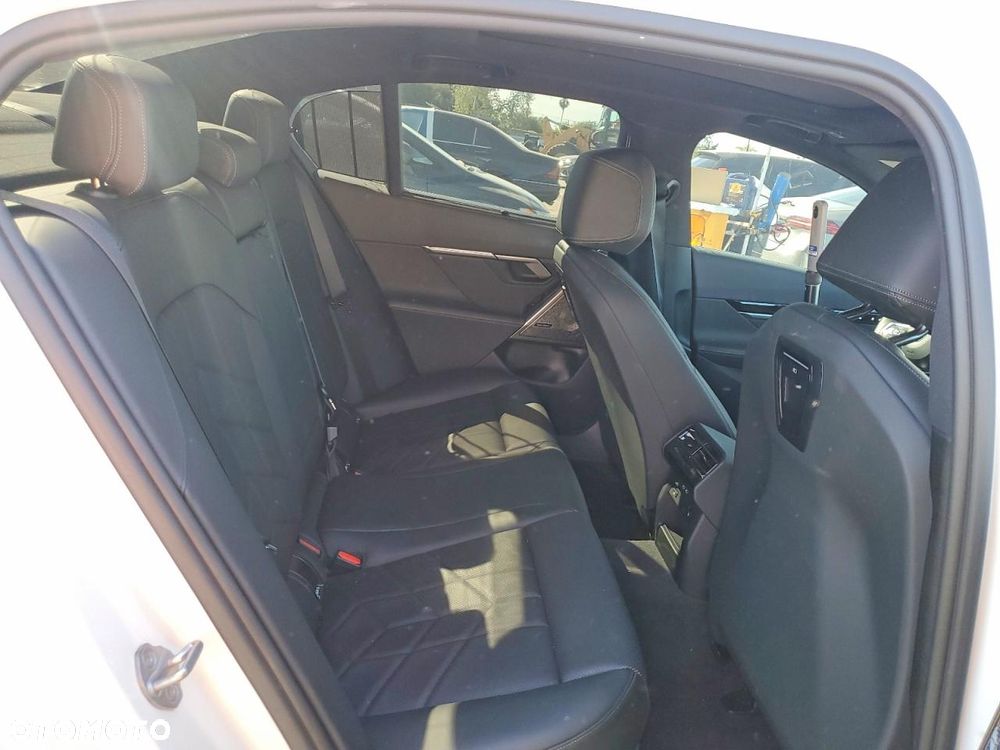 BMW Seria 5 530i M Sport Edition - 9