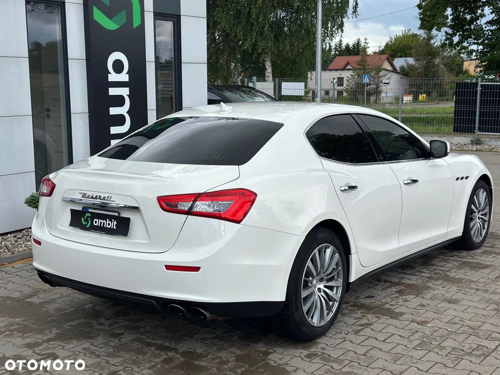 Maserati Ghibli - 10