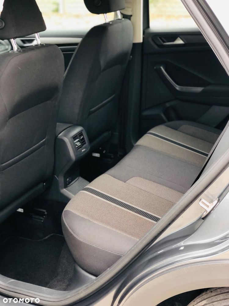 Volkswagen T-Roc 1.0 TSI Style - 27