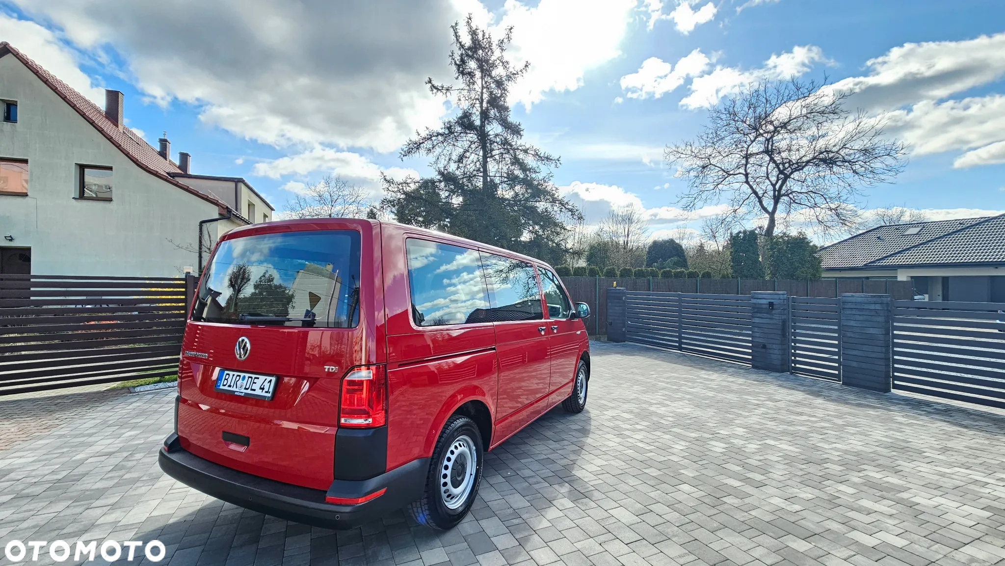 Volkswagen Transporter - 4
