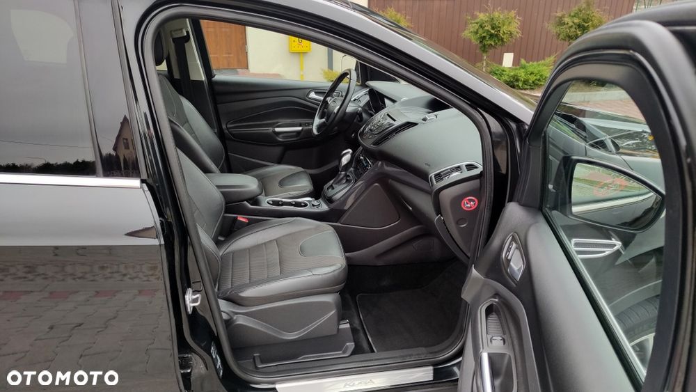 Ford Kuga 2.0 TDCi 2x4 Titanium - 26