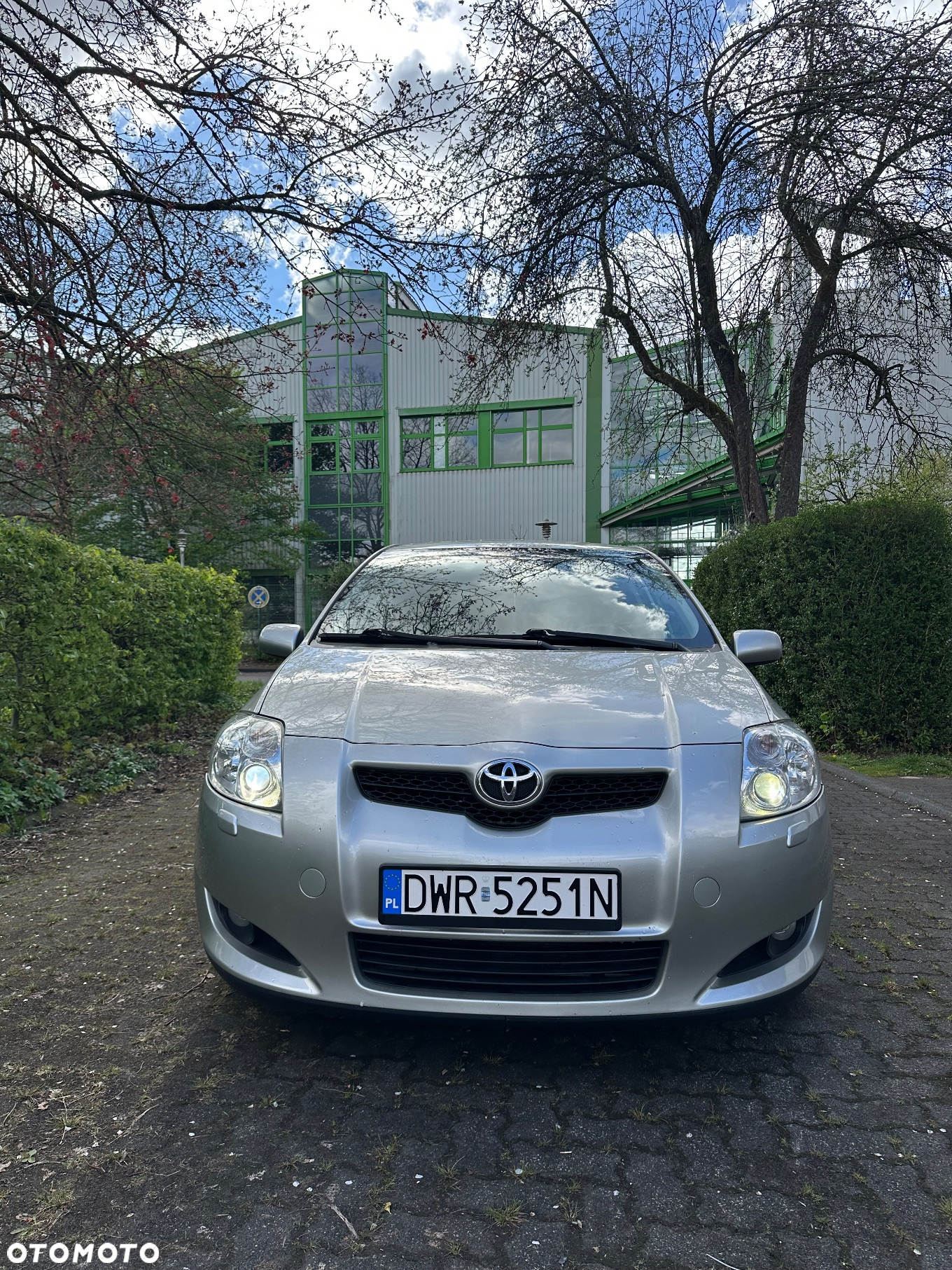 Toyota Auris 2.2 D-4D X + Exclusive - 10