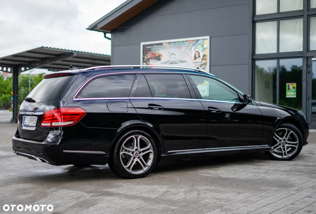 Mercedes-Benz Klasa E 300 T BlueTEC HYBRID 7G-TRONIC Elegance - 15