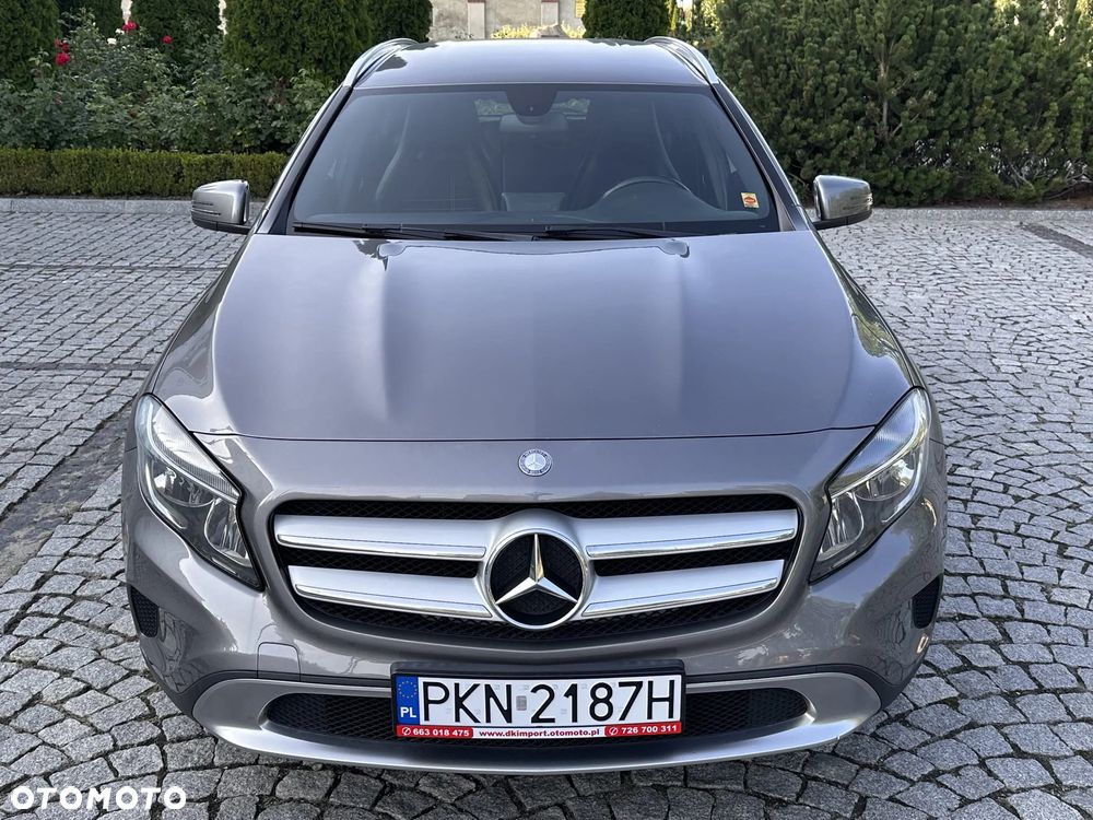Mercedes-Benz GLA 200 7G-DCT - 7