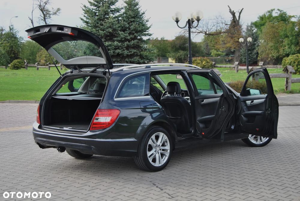Mercedes-Benz Klasa C 180 CDI Avantgarde Edition - 21