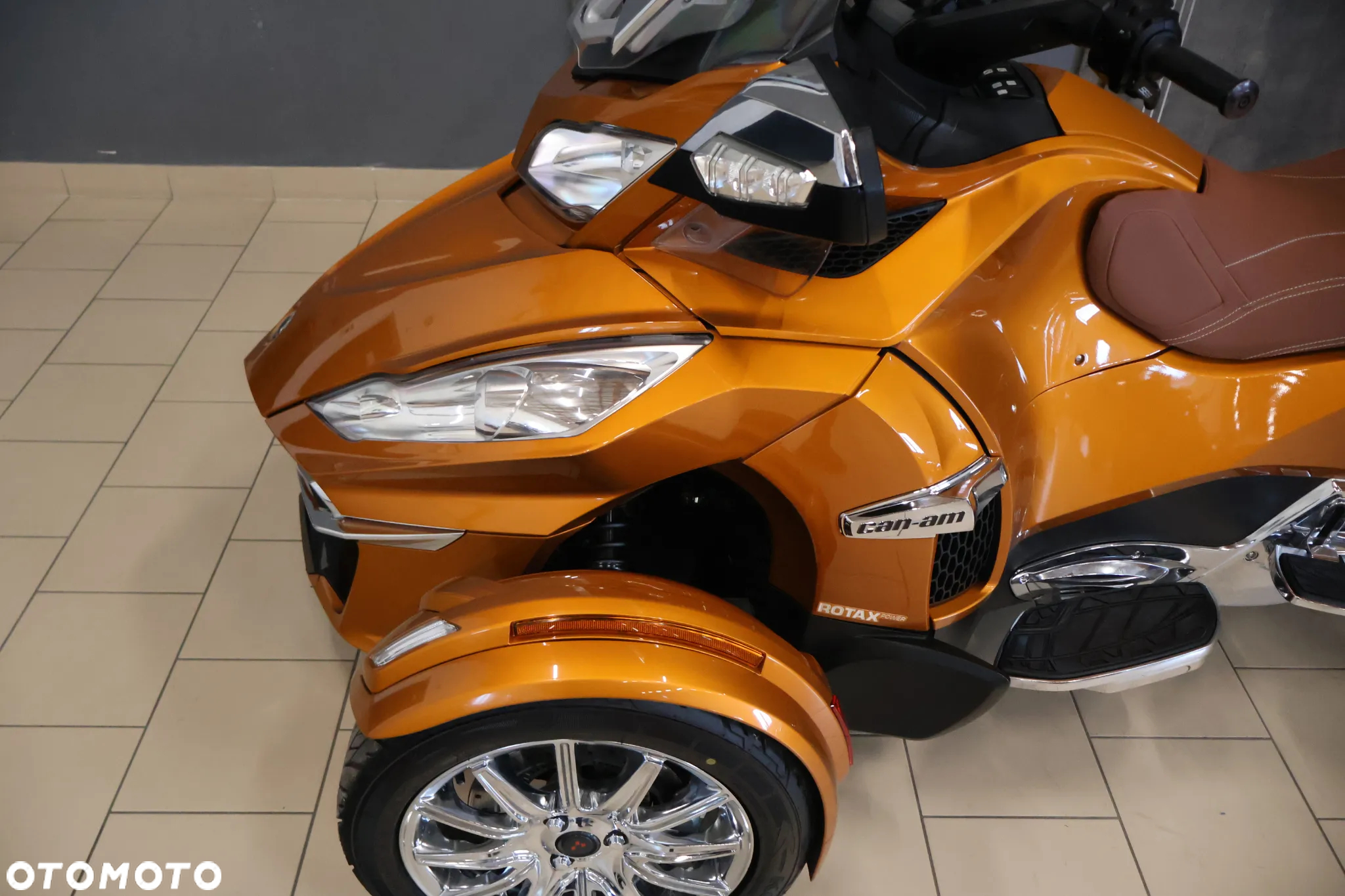 Can-Am Spyder - 38