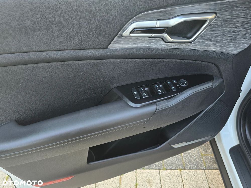 Kia Sportage - 12