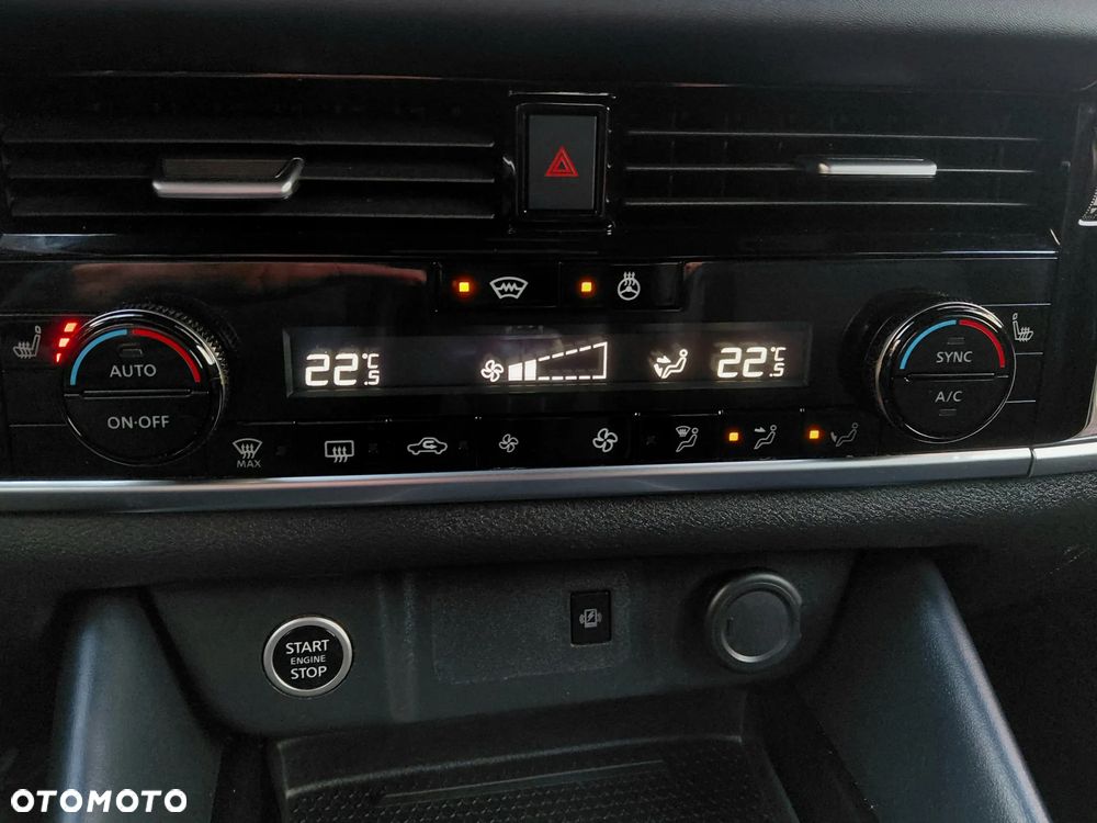 Nissan Qashqai 1.3 DIG-T mHEV Tekna - 35