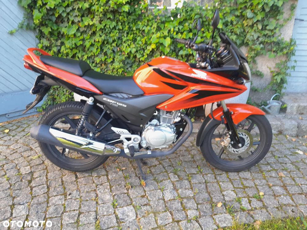 Honda CBF - 1