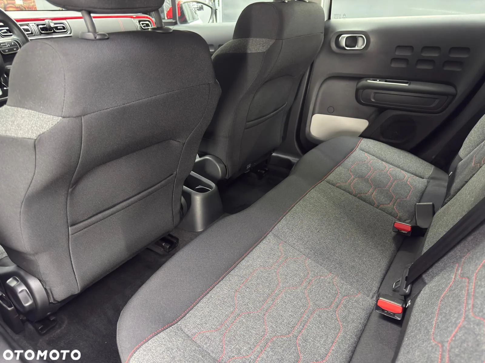 Citroën C3 1.2 PureTech Shine - 22