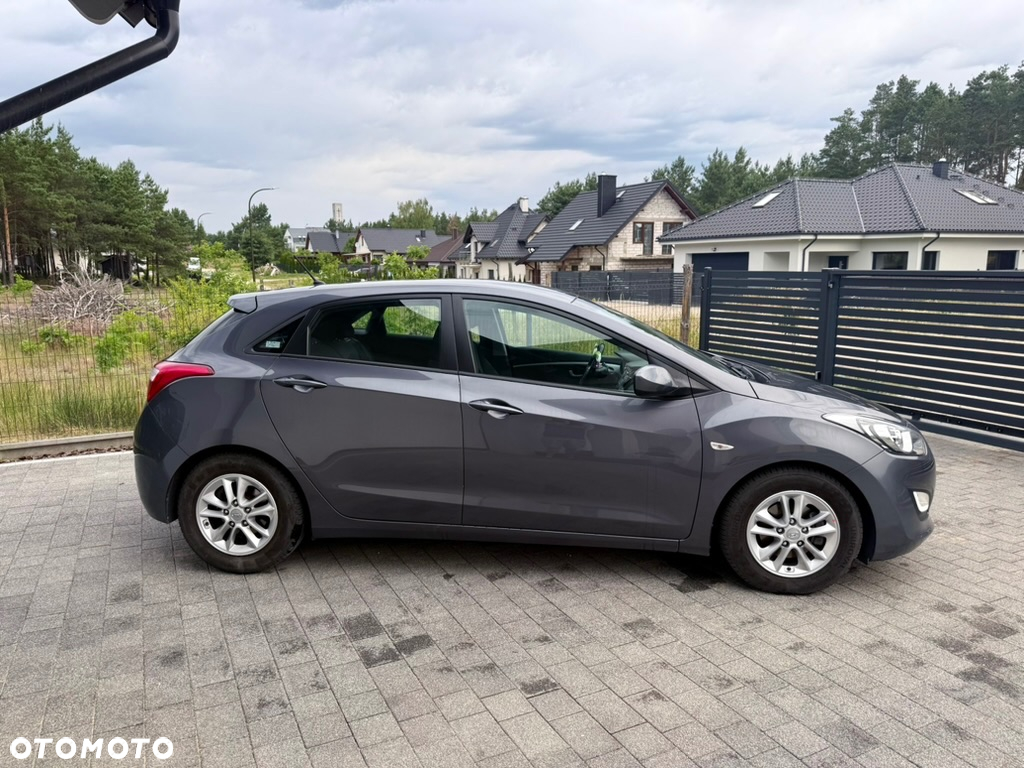Hyundai i30 1.4 CRDi Comfort - 6