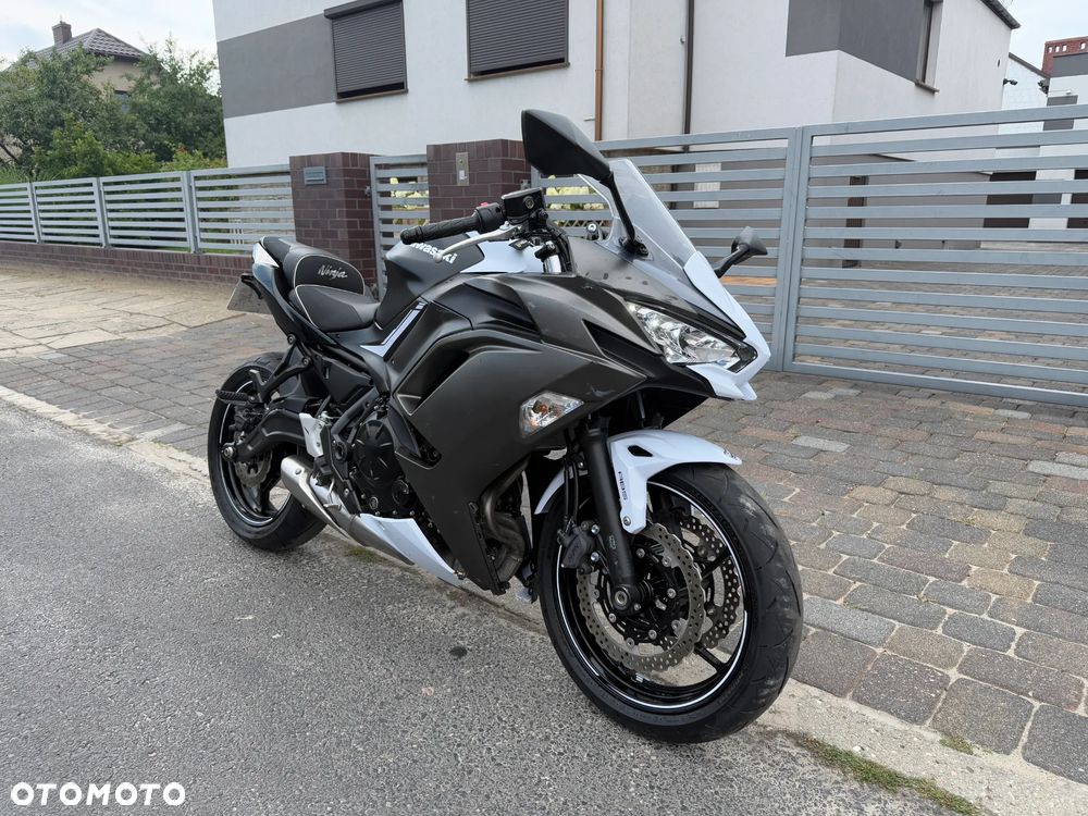 Kawasaki Ninja - 1