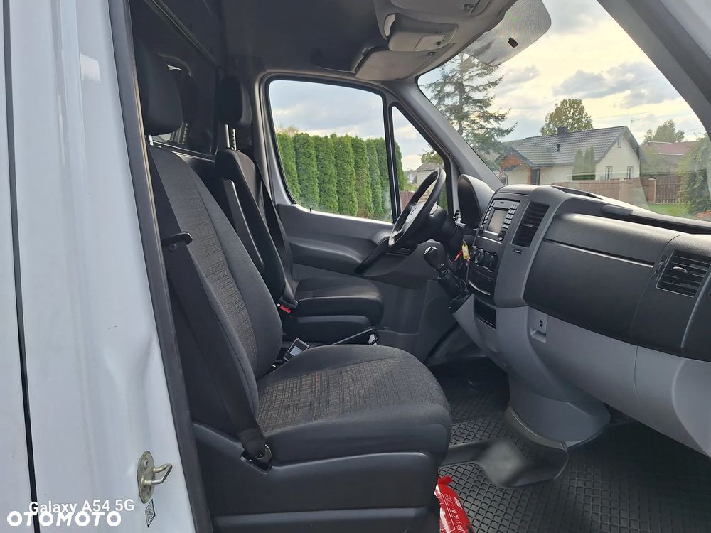 Mercedes-Benz Sprinter - 5