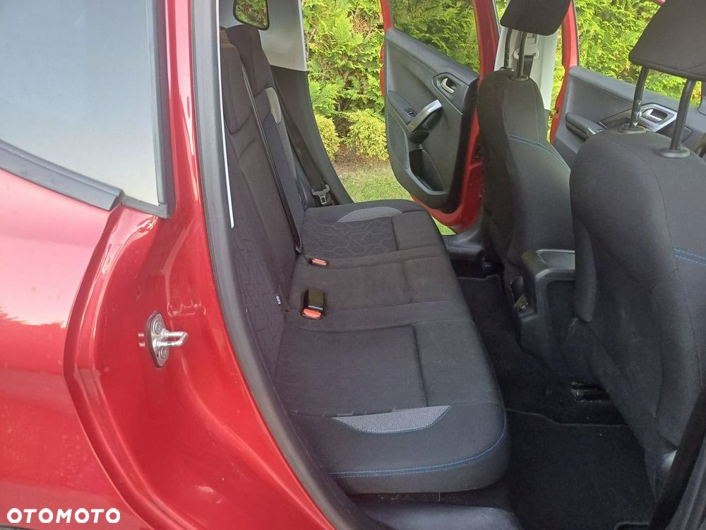 Peugeot 2008 1.5 BlueHDi Style - 14