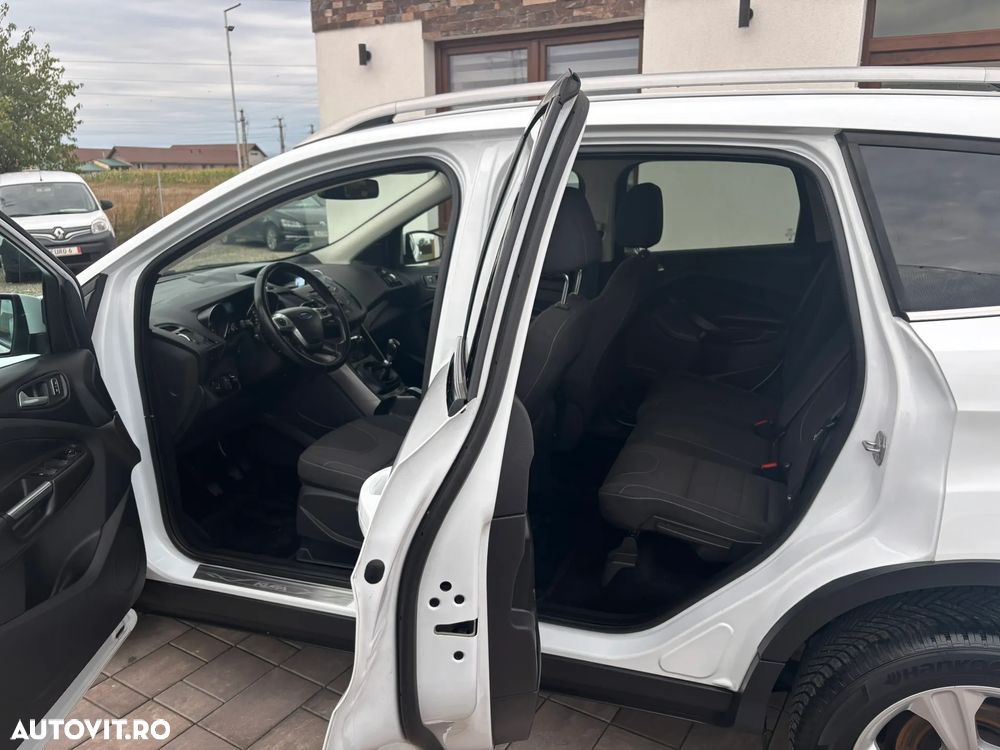 Ford Kuga - 14