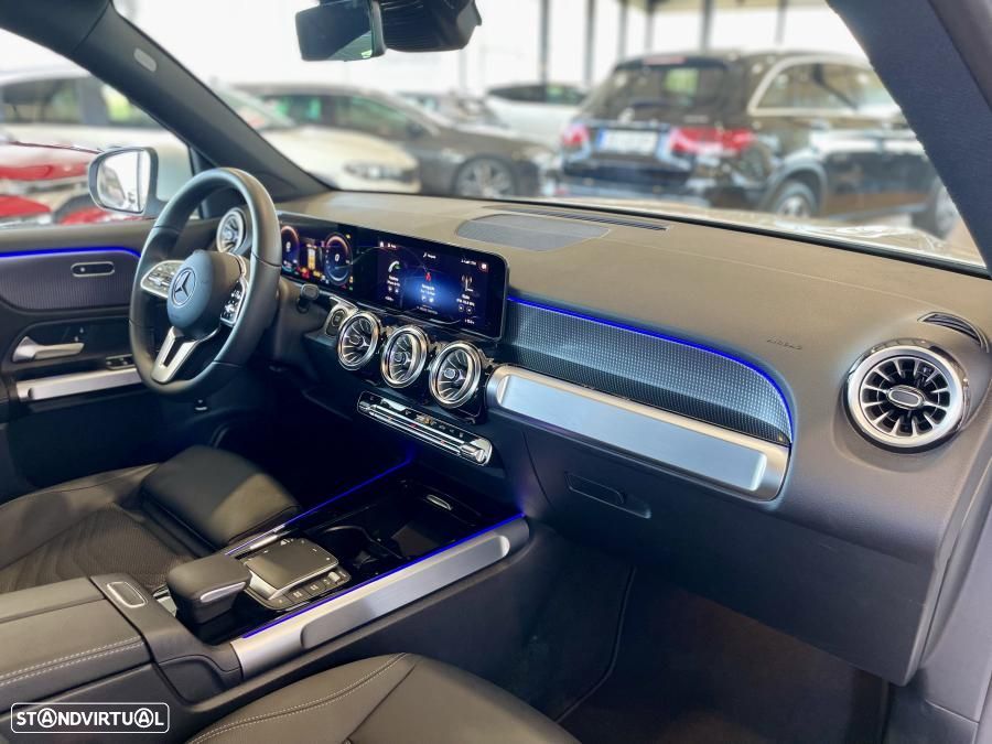 Mercedes-Benz EQB 300 4Matic Progressive - 37